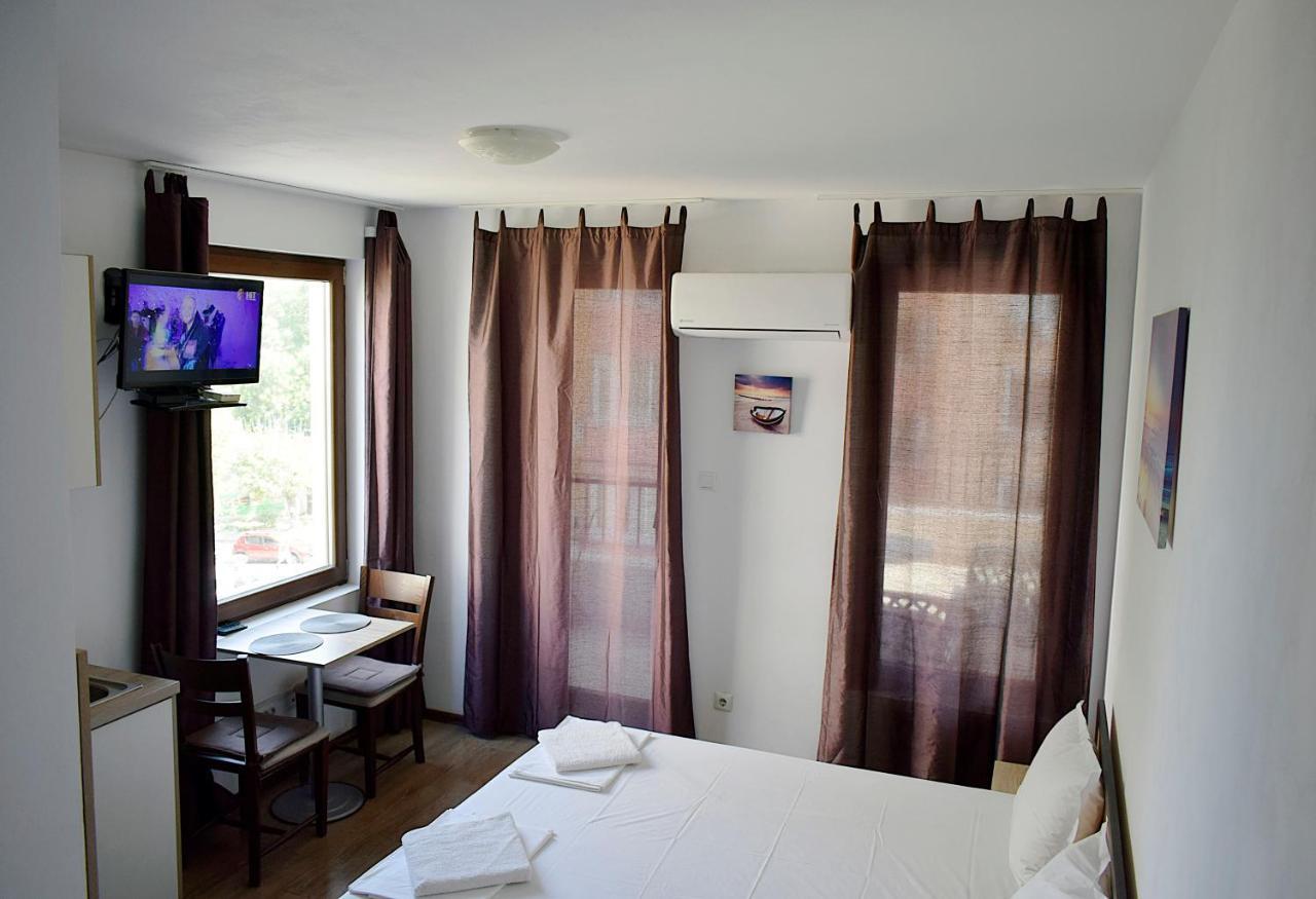 Flora Beach Burgas Exterior foto