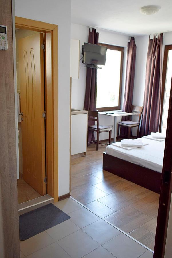 Flora Beach Burgas Exterior foto