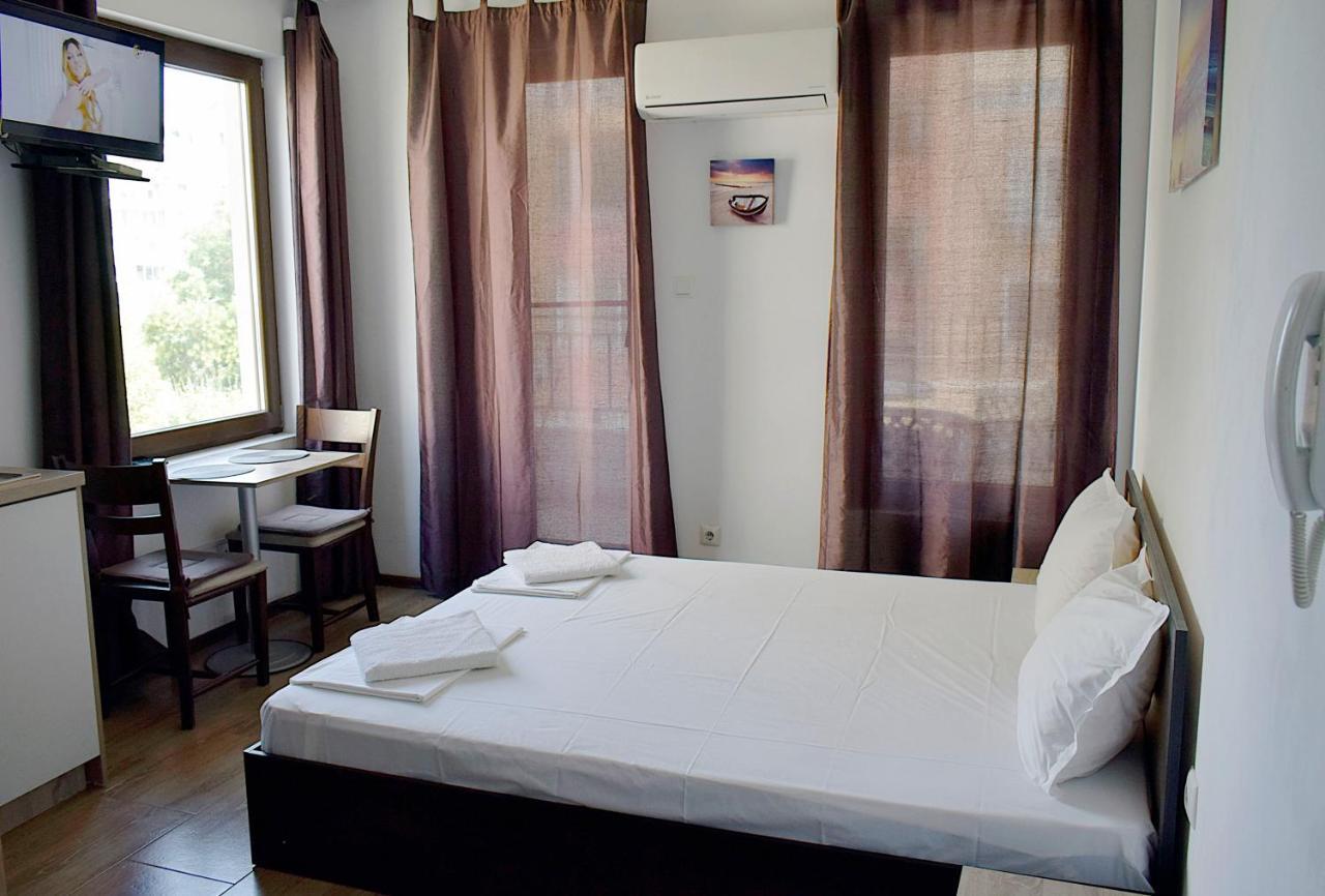 Flora Beach Burgas Exterior foto