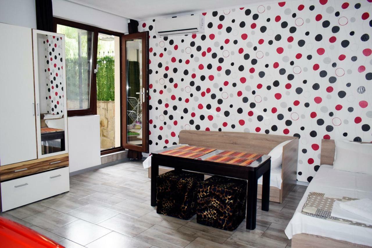 Flora Beach Burgas Exterior foto